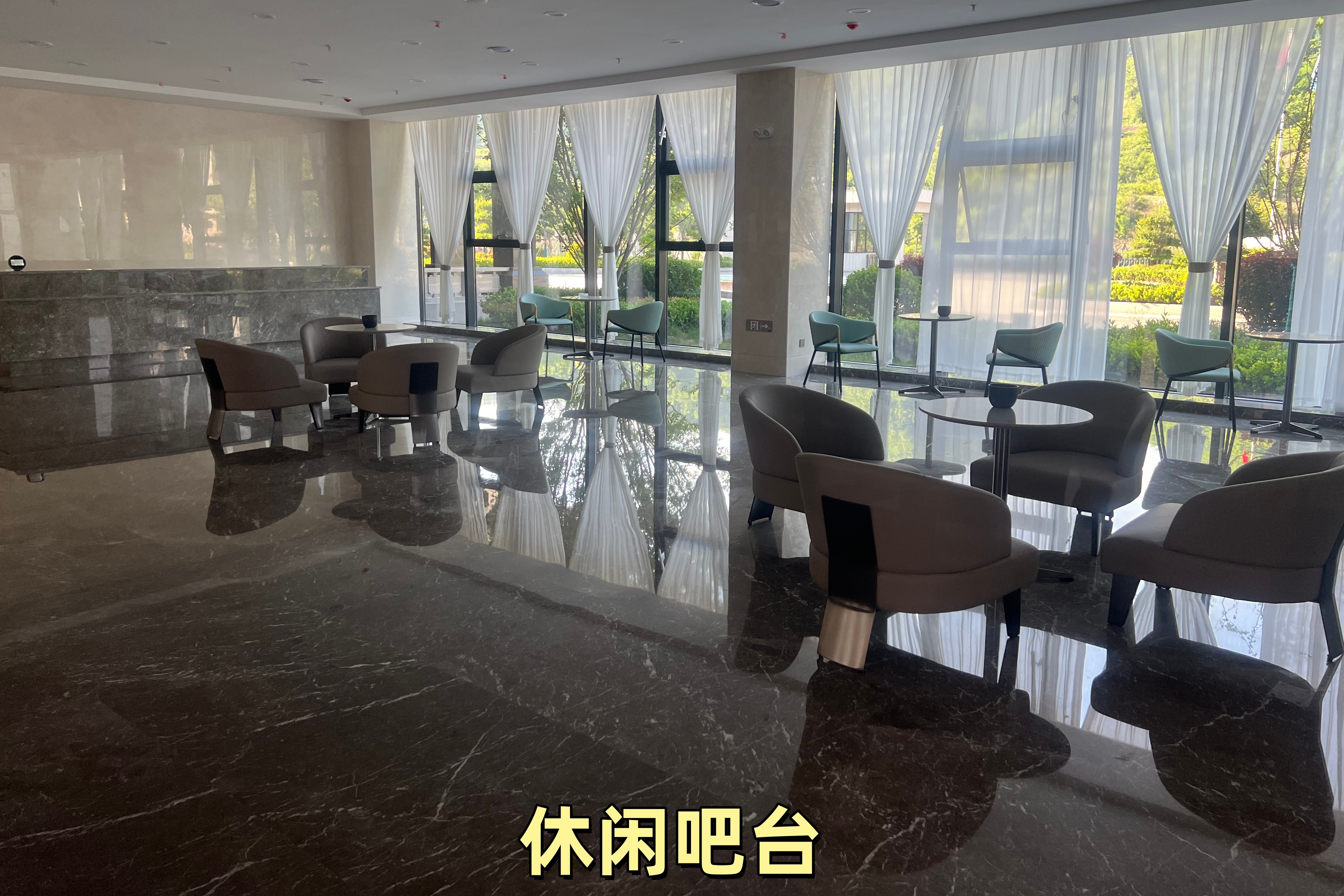休闲吧台